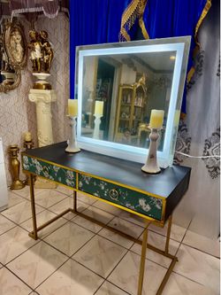 Vanity with new LED lighting mirror 36x32
