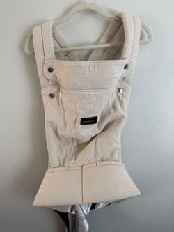 Mochila Portabebé Ergonómica Momcozy (Beige)