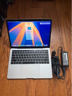 MacBook Pro 13 inch 2019 8GB RAM 128GB SSD