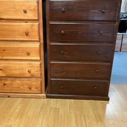 Jumbo 5 Drawer Dresser.