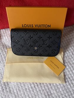 Woman wallet