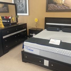 4 Pc Queen Bed Set