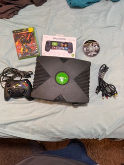 Original Xbox Console Bundle with Games and Controller