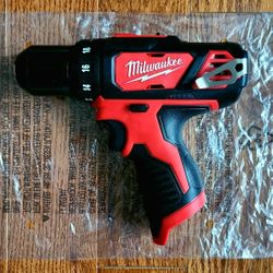 Milwaukee M12 3/8” Drill / Driver (2407-20  Brand New/Never Used)