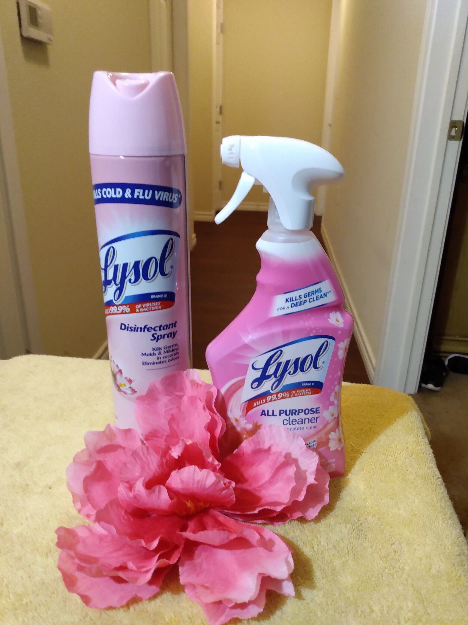 LYSOL PINK FRESH BLOSSOMS