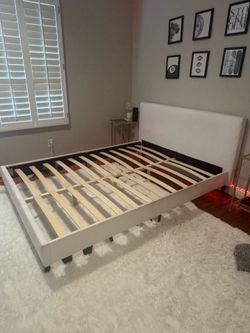 Queen Bedframe