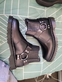 Dr marten boots