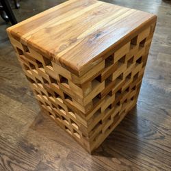 Home Goods End Table/Seat