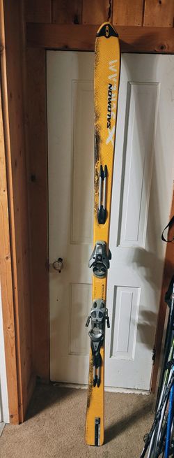 Salomon Ski's