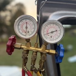 Vintage Robinair USA Brass HVAC Manifold Gauge Set R12 / R22 / R502 Made in USA