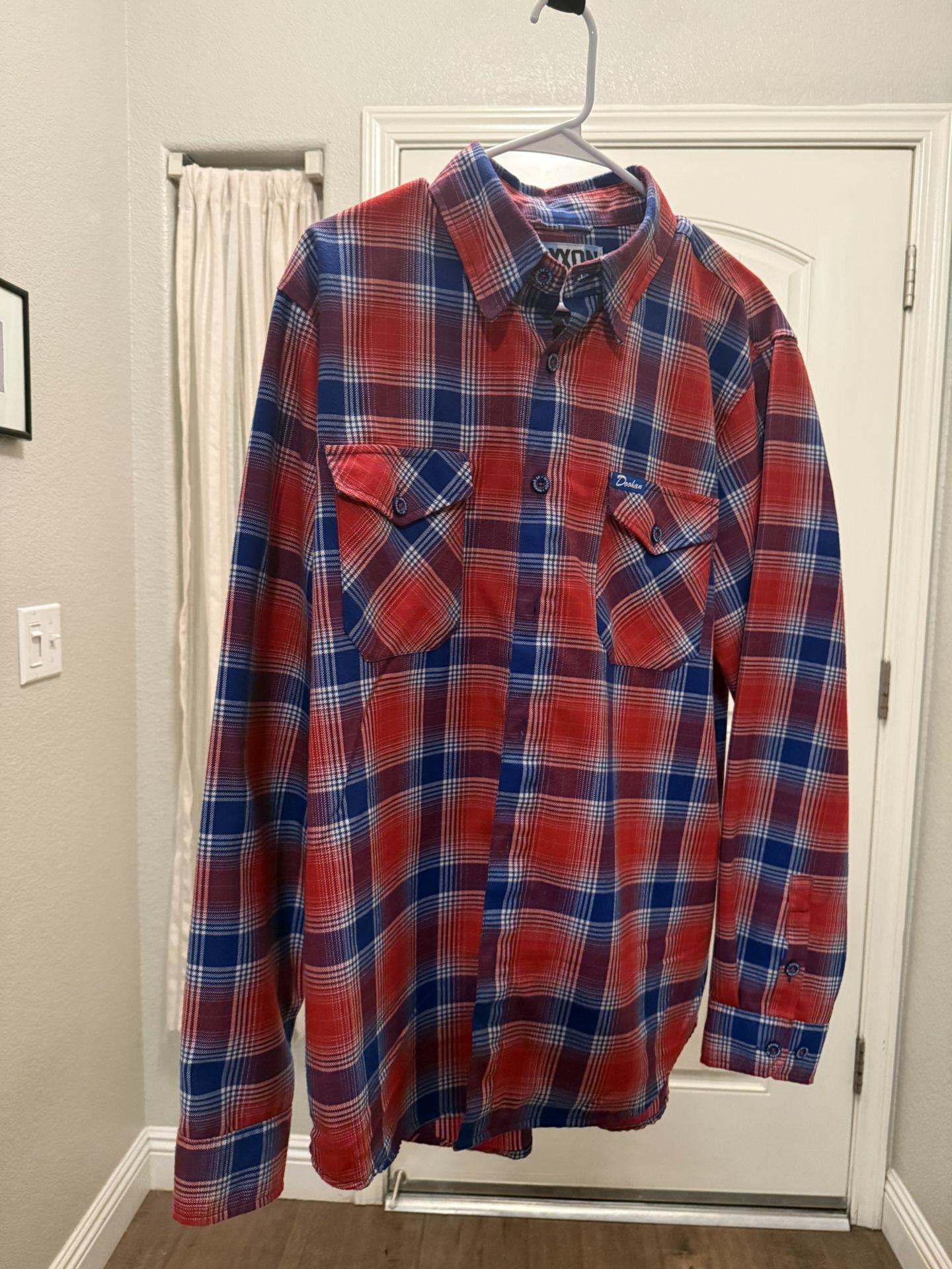 DIXXON DOOHAN 95 FLANNEL Size Large “New” $30