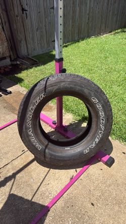 Goodyear Wrangler Duratrac LT275/65R18