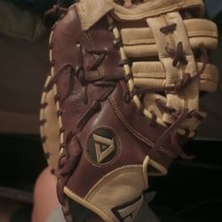 Akadema First Base Glove