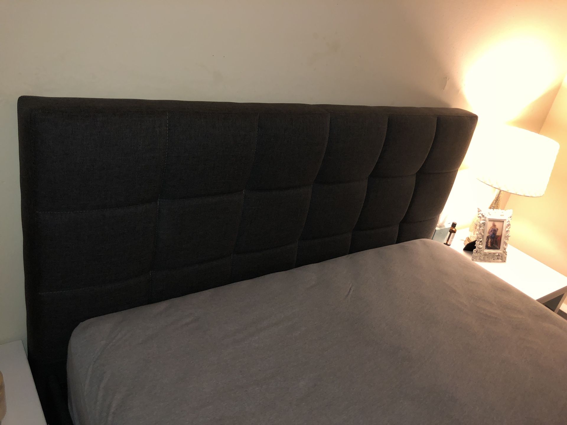 Frame bed (without mattress)