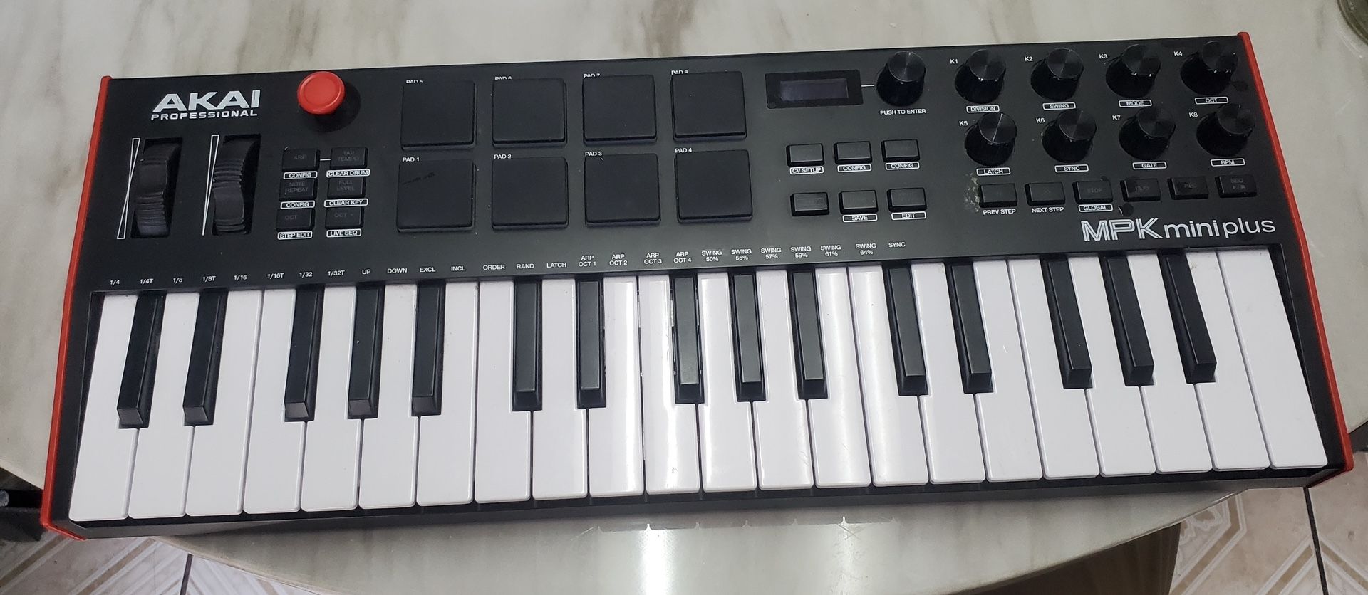 Akai Professional MPK Mini MK3 - 25 Key USB MIDI Keyboard Controller With 8 Backlit Drum Pads, 8 Knobs, Music Production Software and Native Instrumen