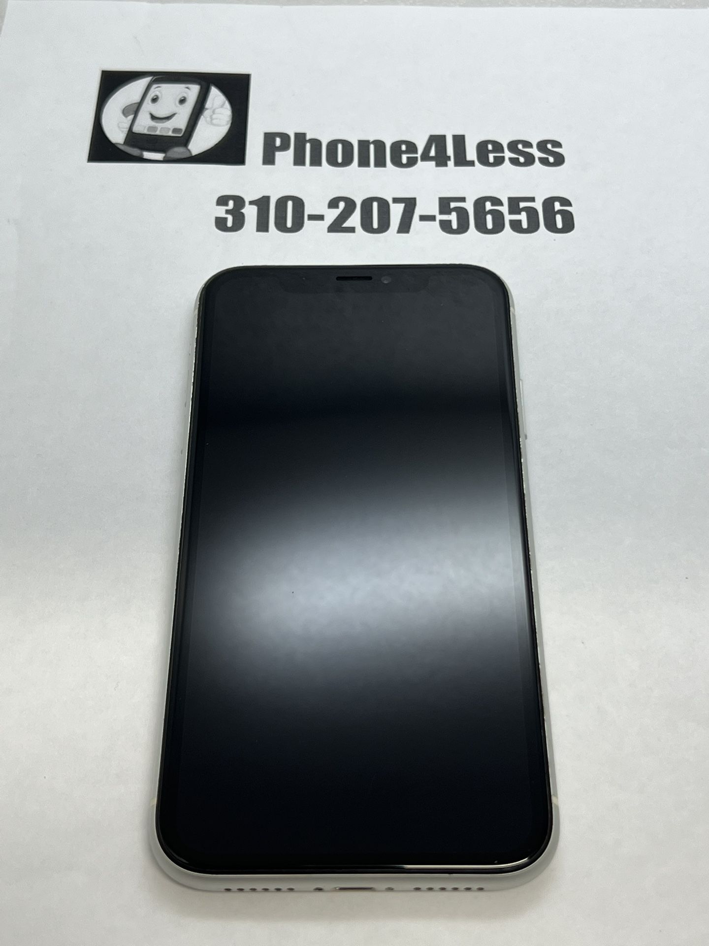 iPhone XR 64GB White Unlocked 