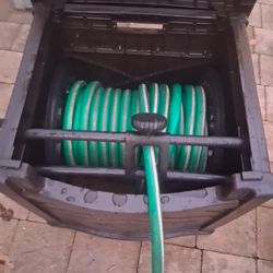 Suncoast Brown Hose Reel Storage Box & 85ft Of Hose No Leaks Garden Lawn Boat Car Wash Pool Deck Dock 