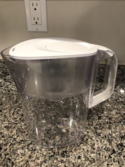 Brita Water Filter 10 Cup Tahoe Water Pitcher Dispenser