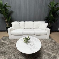 🛋️ White Potter Barn Sofa (Delivery Available!! )