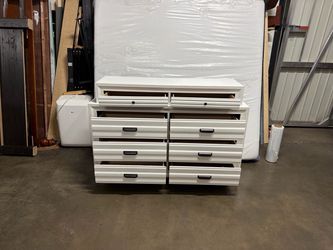 White 8-Drawer Double Dresser