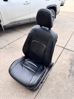  Lexus CT200h Drivers seat