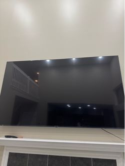 82 inches smart TV