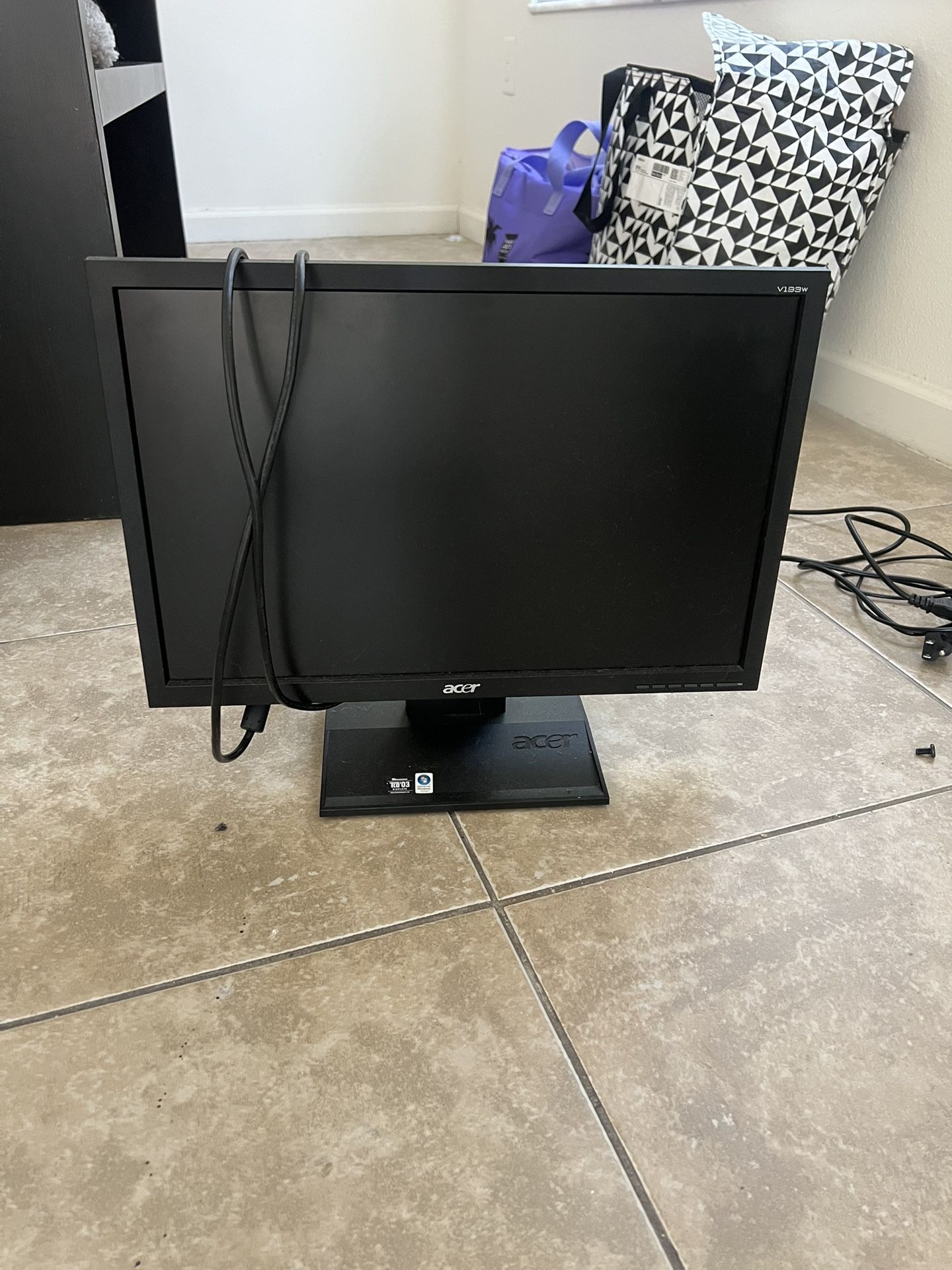 19"W LCD Monitor Acer 