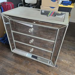 Z Gallerie Mirrored Night Stands