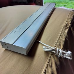 Florescent Wall Mount Light