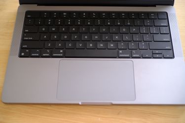 MacBook Pro M2 Max 14 inch 32GB RAN 1TB SSD Excellent