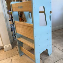 Ocodile Toddler Standing Tower