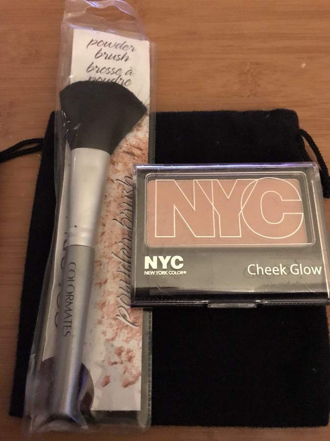 NYC New York Color Blush & Brush Set