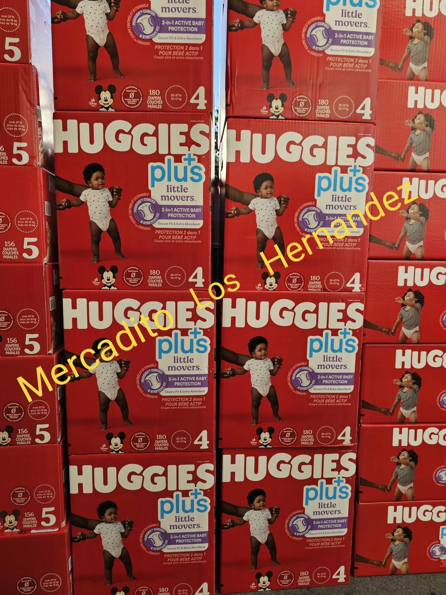 Huggies Little Movers Size 4 - 180 Diapers Pañales/ Firm price