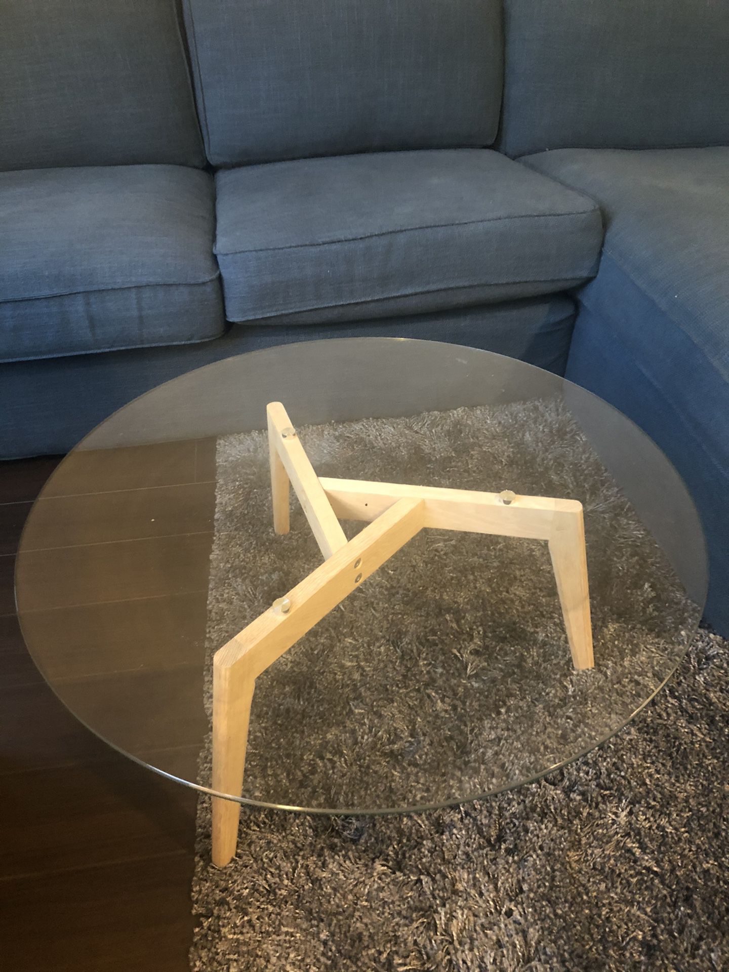 Article Clarus glass coffee table