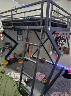 Free bed frame. FULL