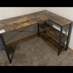 Corner Desk EXCELLENT CONDITION 