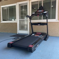 Treadmill 