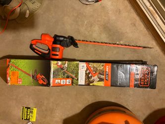 BLACK+DECKER Cordless Hedge Trimmer with Saw Blade