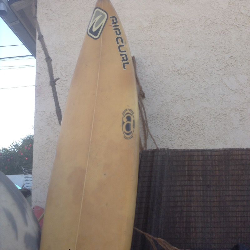 SURFBOARD BY RIP CURL WITH TAIL PAD