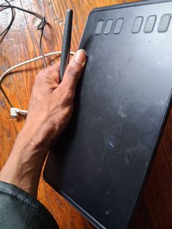 Cheap drawing tablet for streaming and content creation