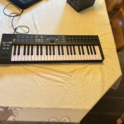 Midi Keyboard Arturia Keylab 49