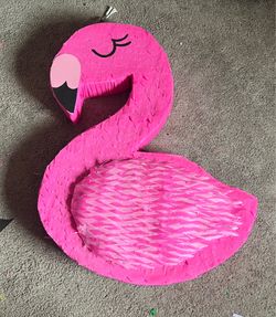 Flamingo theme piñata