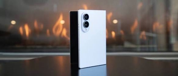 Samsung fold 8 (Tmobile)