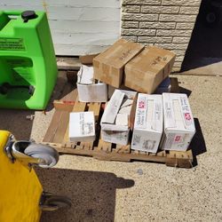 Free tile and eye wash and pallet 