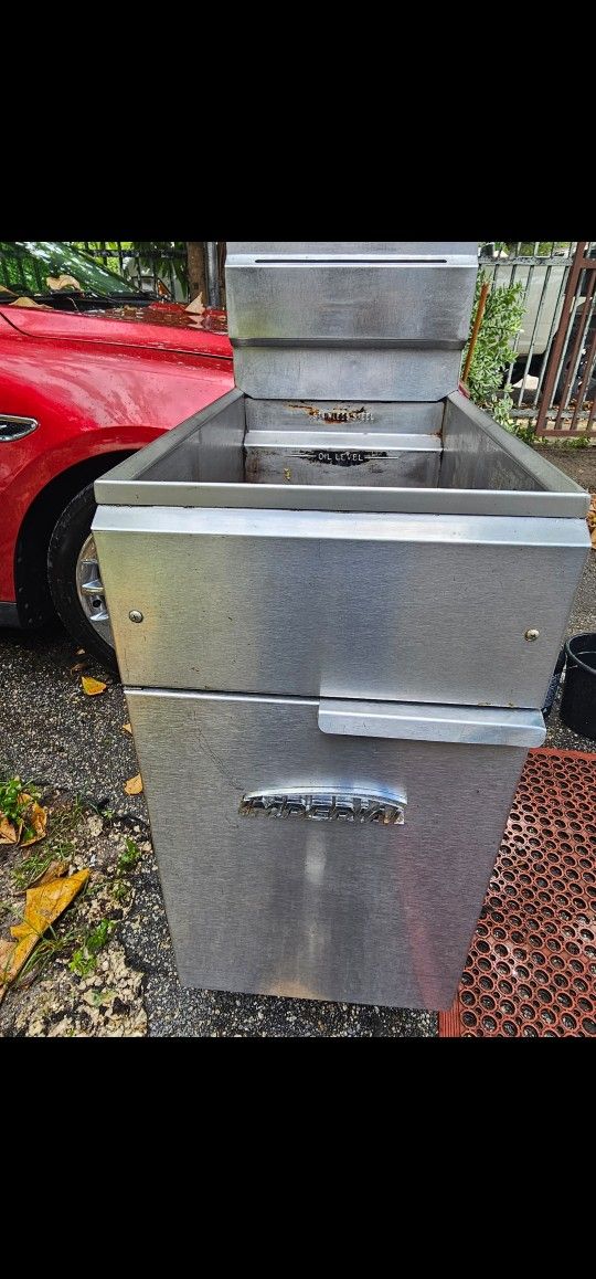 DEEP FRYER.