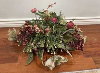 Artificial Floral Arrangement / Centerpiece