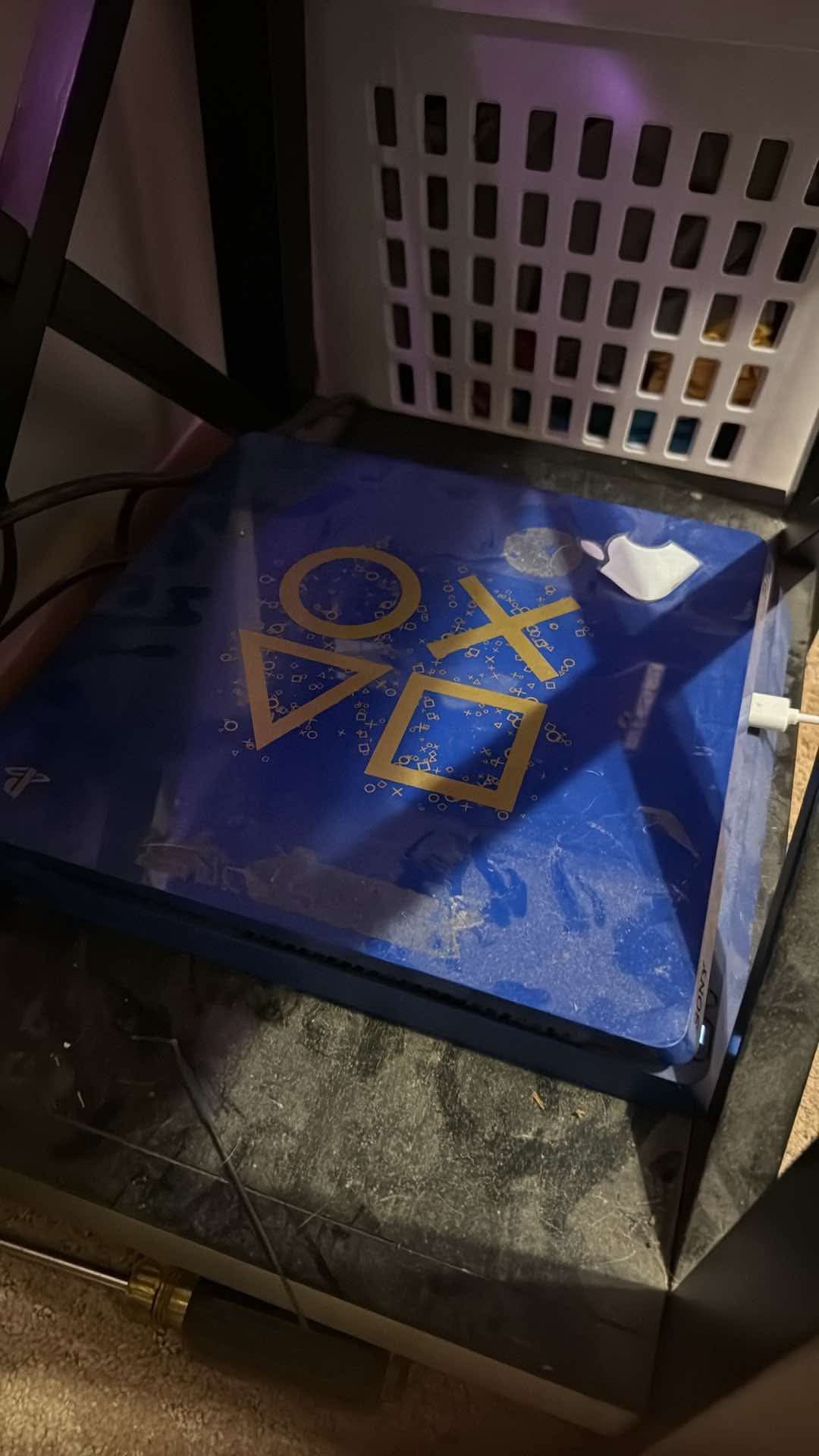 PS4 And Controller