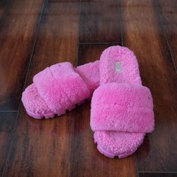 UGG Women's Pink Cozetta Curly Slippers
