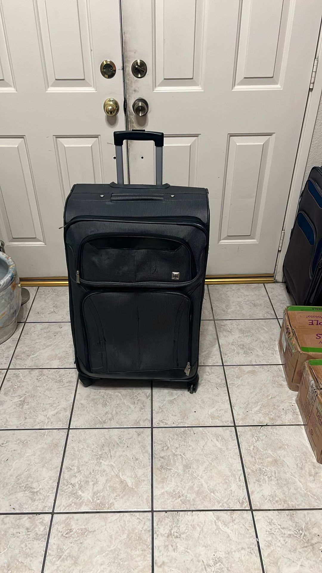 28 Inches Check In Airplane Luggage