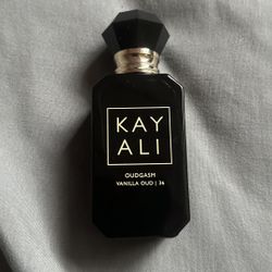 KAYALI Oudgasm Vanilla Oud